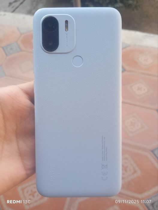 Redmi a1 + 32 gb xotira 2 ram