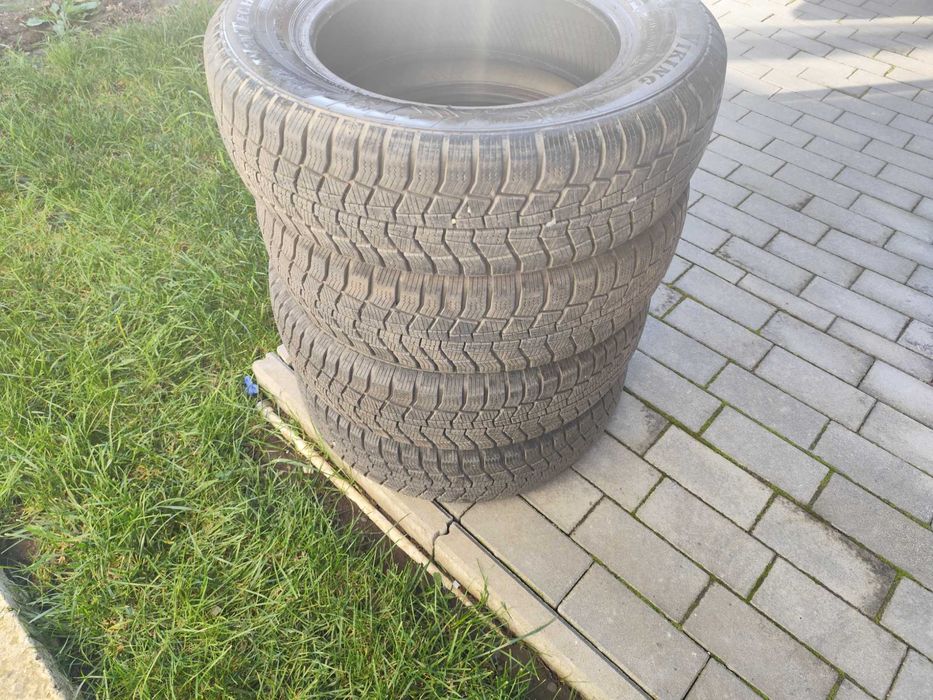 Anvelope 175/70/14 M+S