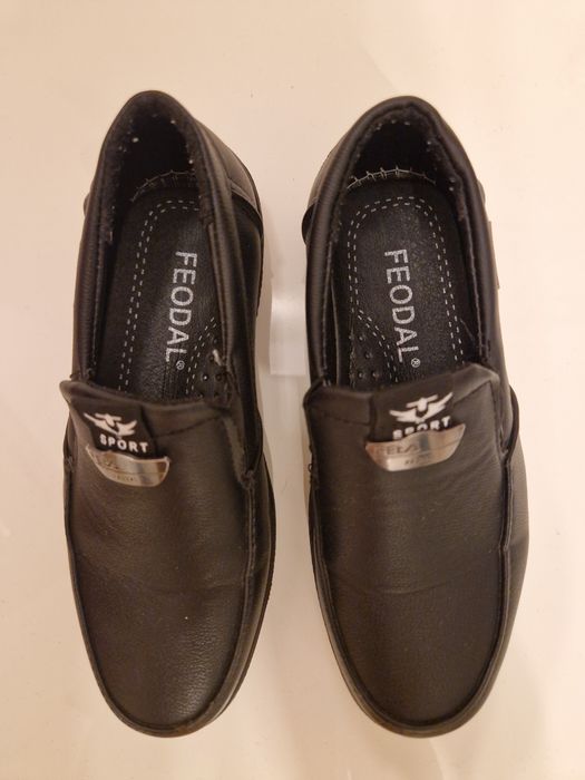 Туфли для мальчика. Удобно для в школы, 28р, бу, в отличном состоянии.