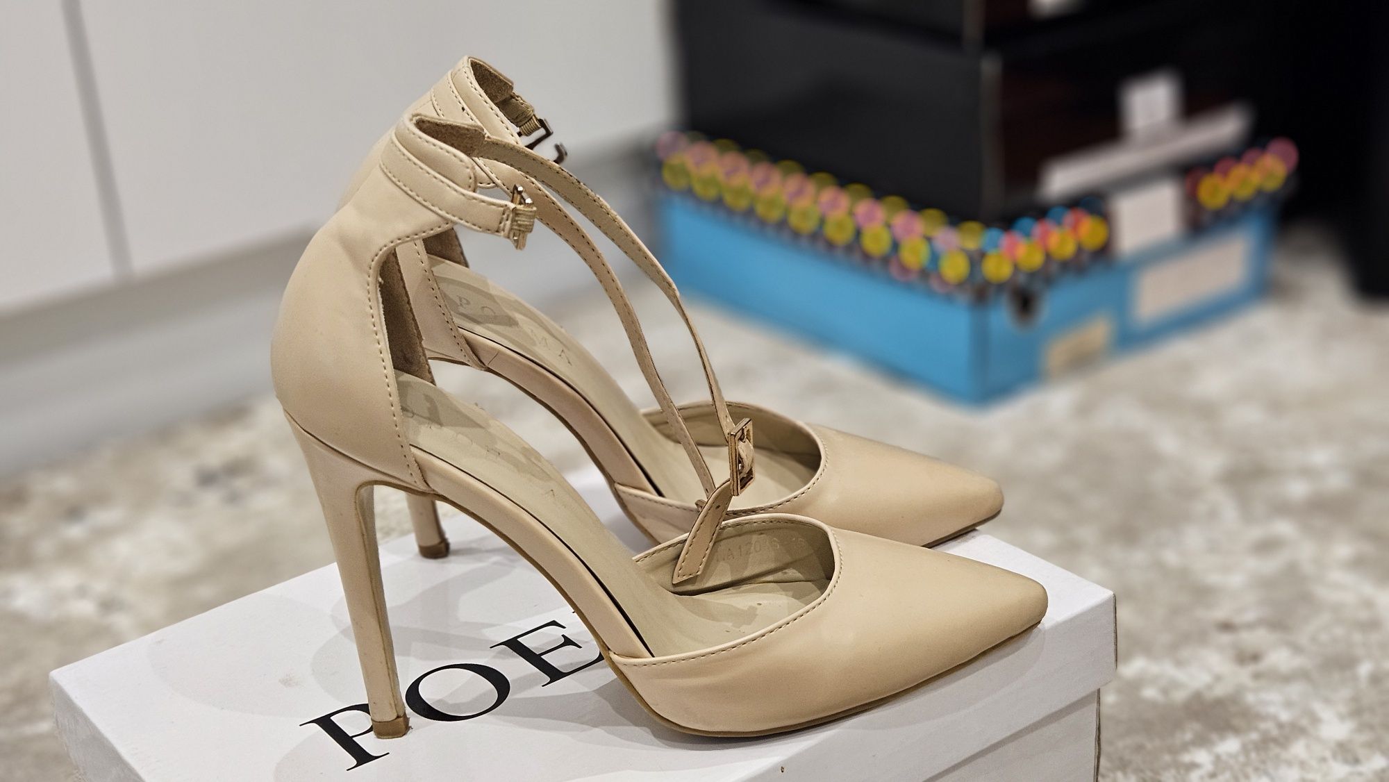 Pantofi dama Poema