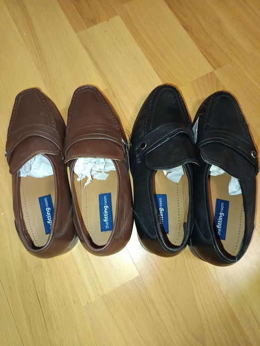 Два чифта обувки естествена кожа