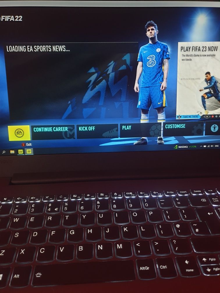 Laptop Lenovo Ideapad 520 + joc Fifa 22