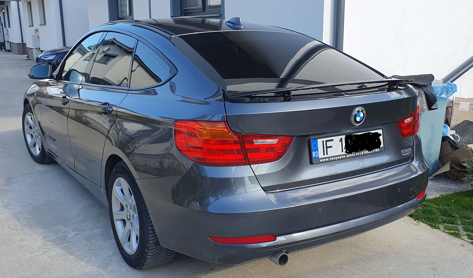 BMW seria 3 GT/2.0d/150hp/an 2015/piele + navi mare