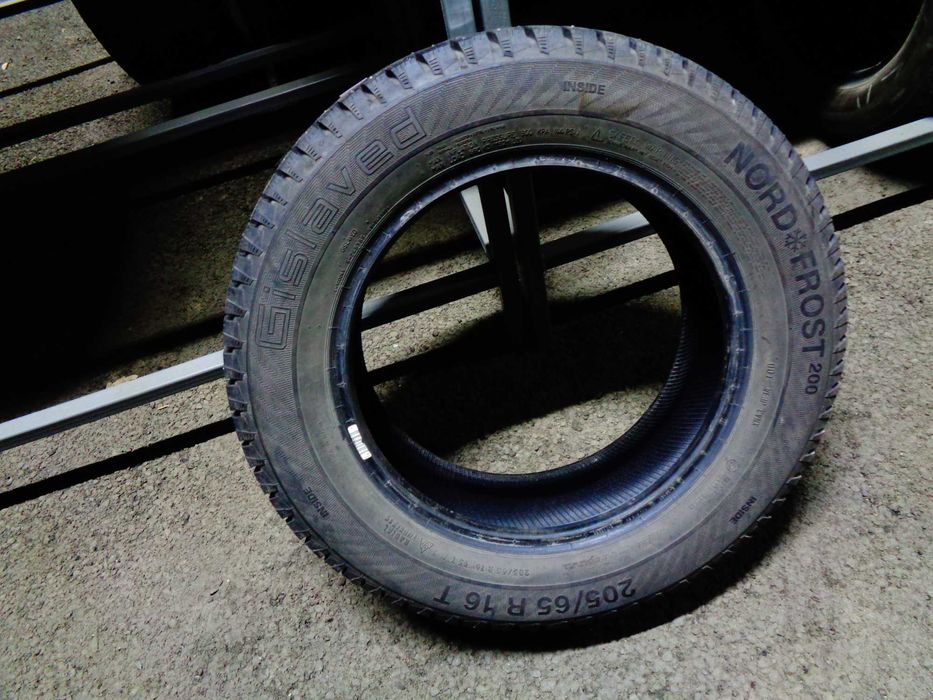 205/65/R16 GISLAVED NORD FROST 95T шипованная BU-GIS-01