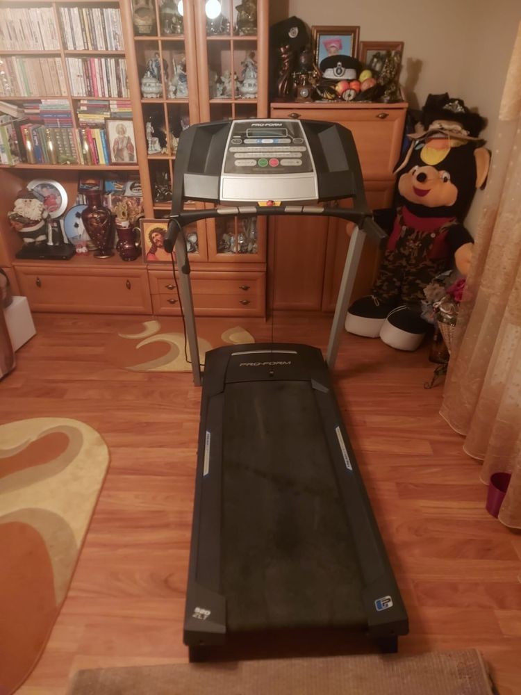 Vand bandă de alergat PRO-FORM 520 ZLT