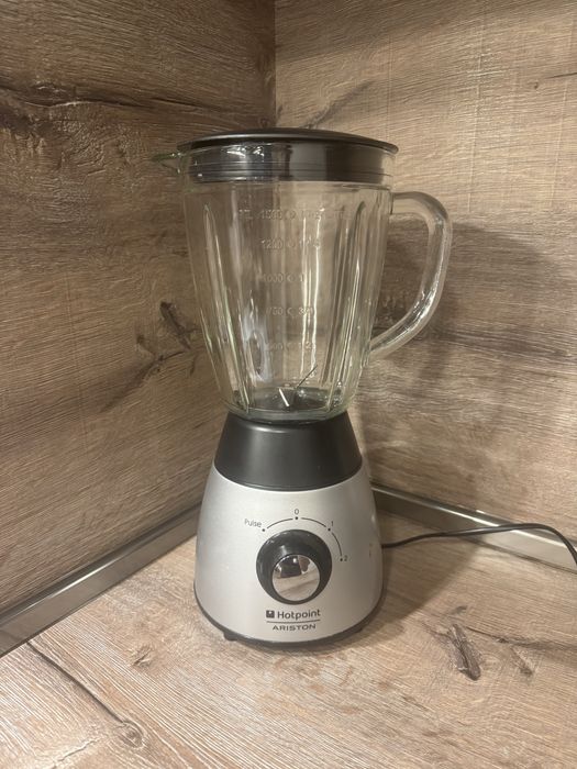 Блендер Hotpoint