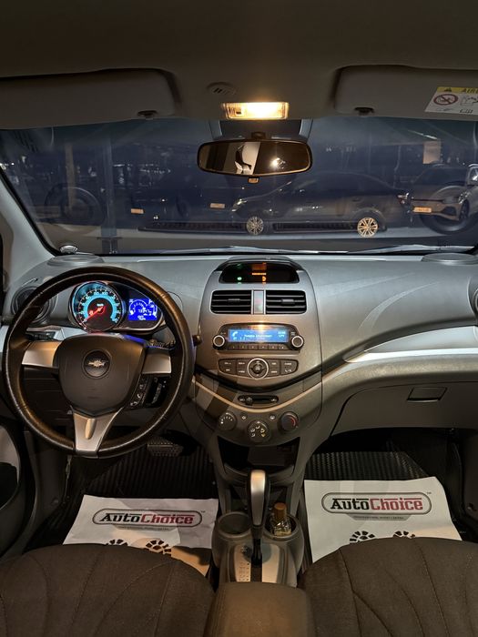 Spark srochno sotiladi