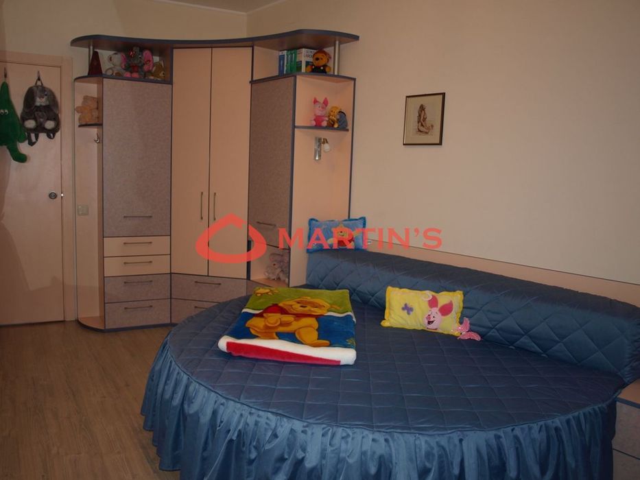 2-стаен в София-Красно Село площ 105 цена 650 евро