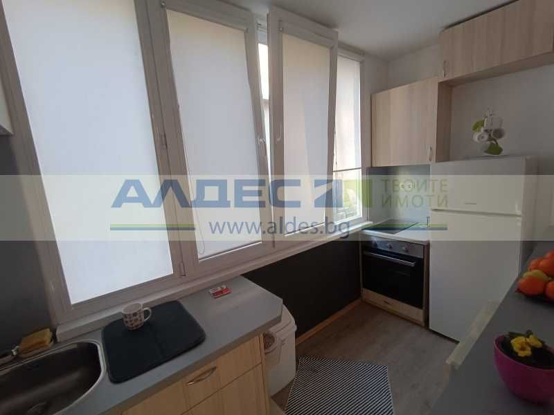 Дава се под наем Двустаен апартамент в София, Център - 50 кв.м за 650 € - Снимка #3
