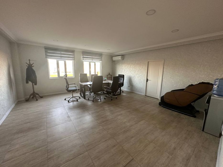 Сдам в аренду 12,500 м2 открытию площадка