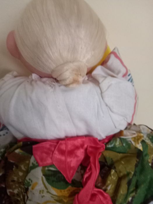 Стара руска кукла винтидж.