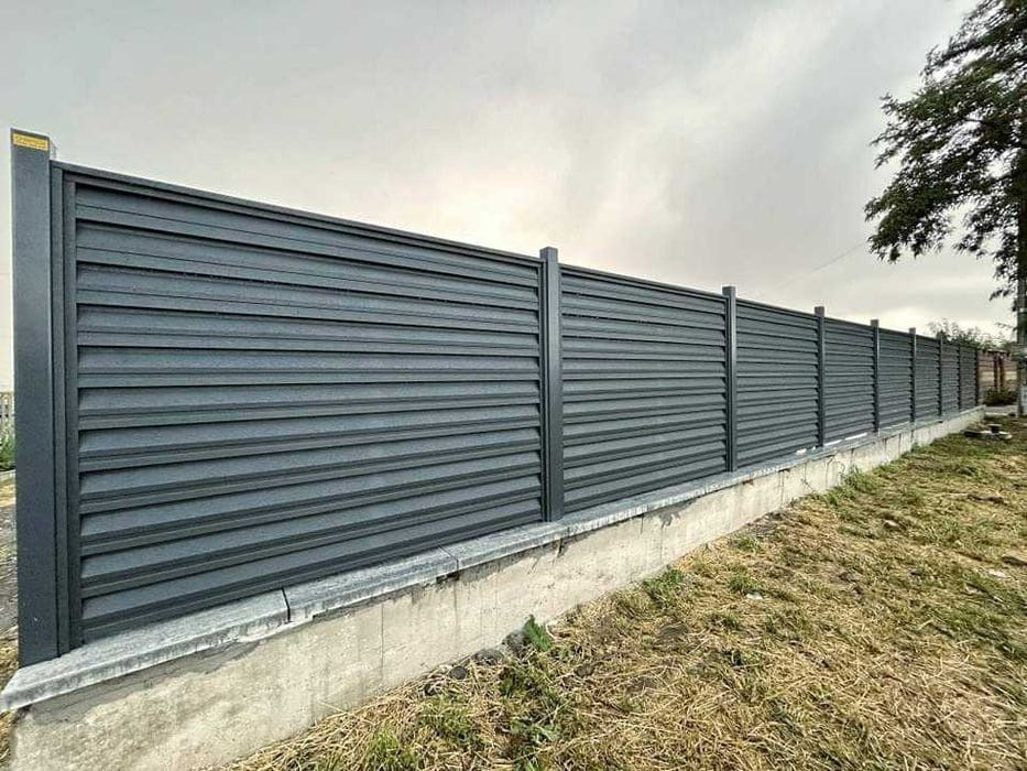 Vand garduri si porti