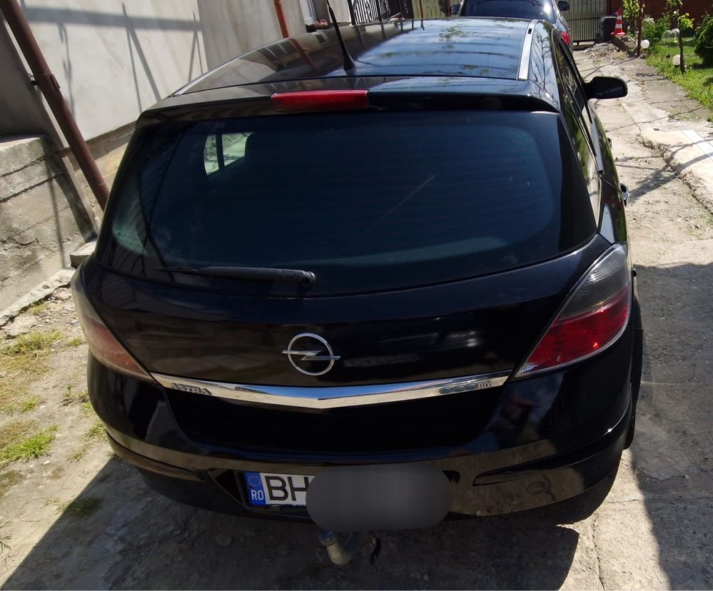Vând Opel Astra H