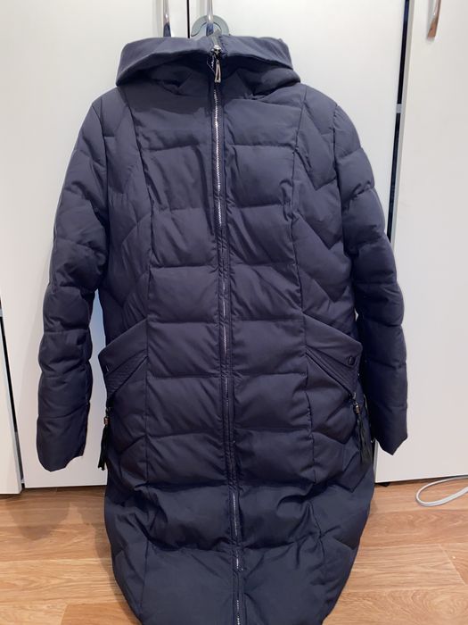 Куртка очень теплая ,зимняя всего за 14.ООО тг