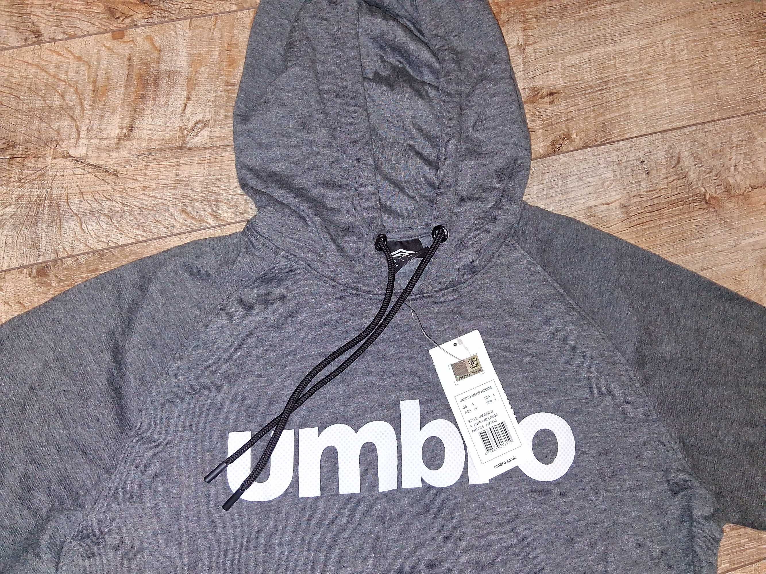 р-р L;XL суичър с качулка Umbro
