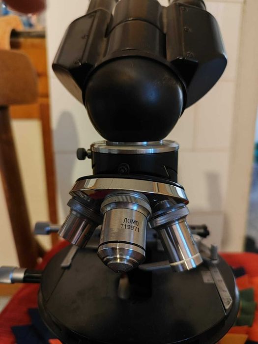 Професионален Микроскоп бинокуляр „Ломо“ с пет обектива