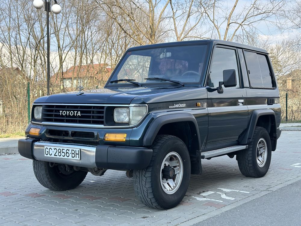 Toyota Land Cruiser KZJ 70 -3.0 diésel 125cp