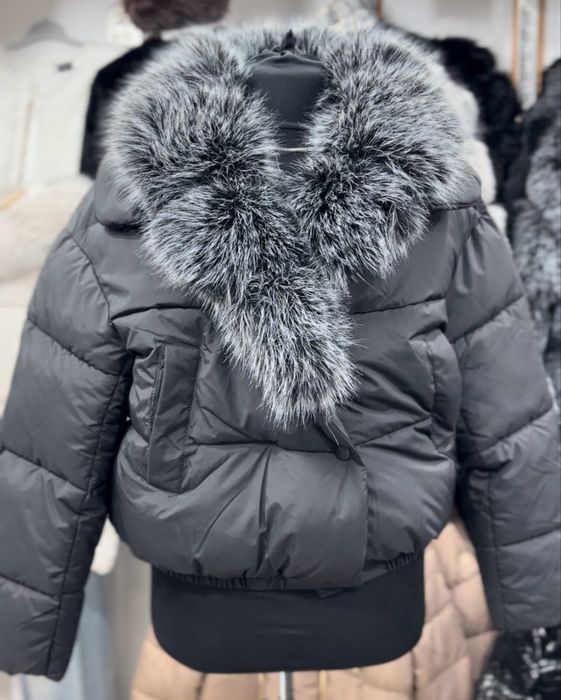 Geaca scurta cu blana detasabila