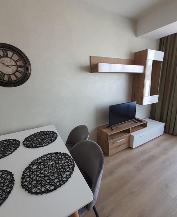 Дава се под наем Двустаен апартамент в Пловдив, Каменица 1 - 68 кв.м за 600 € - Снимка #2