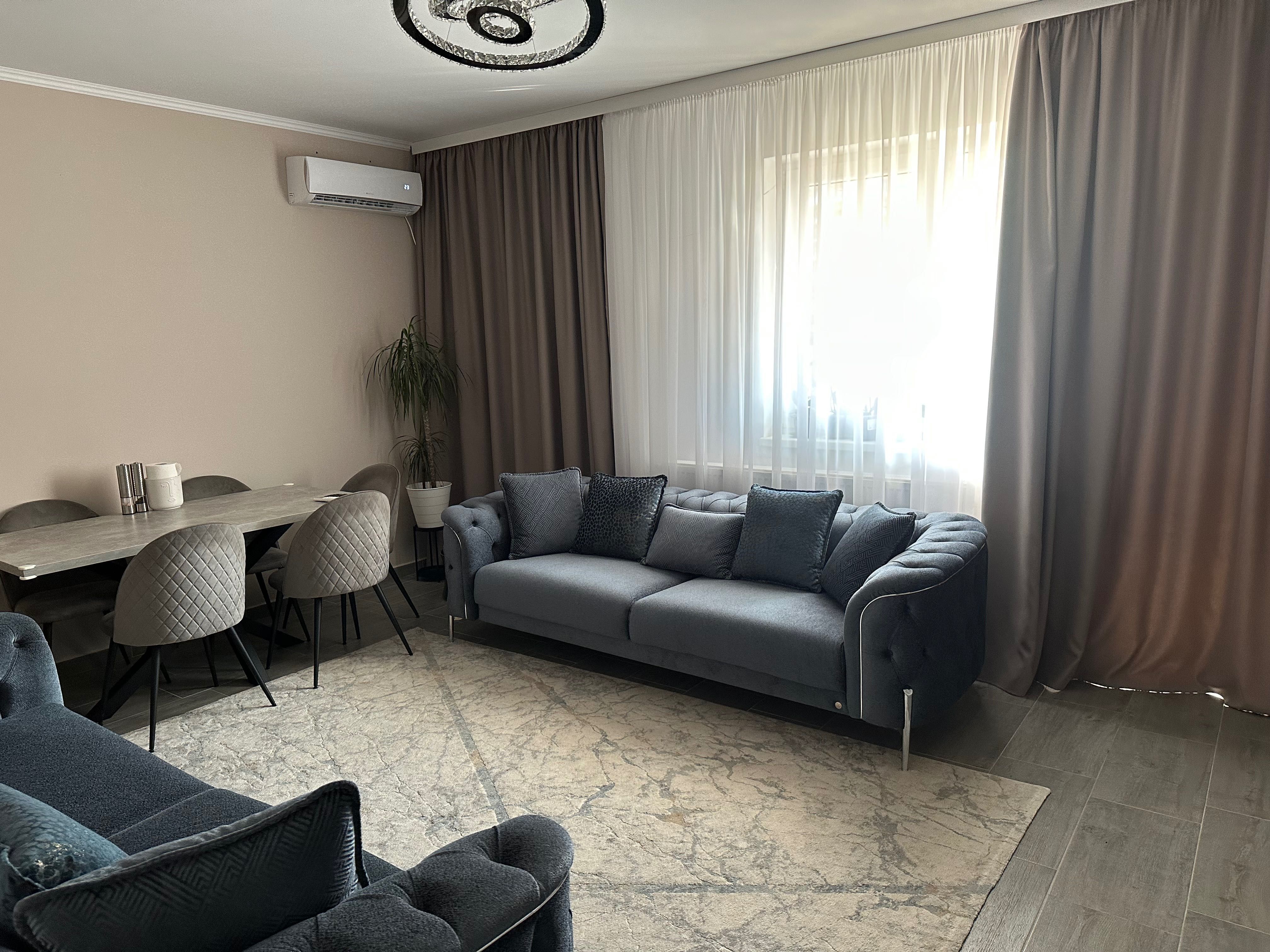 Apartament 3 camere + grădină proprie