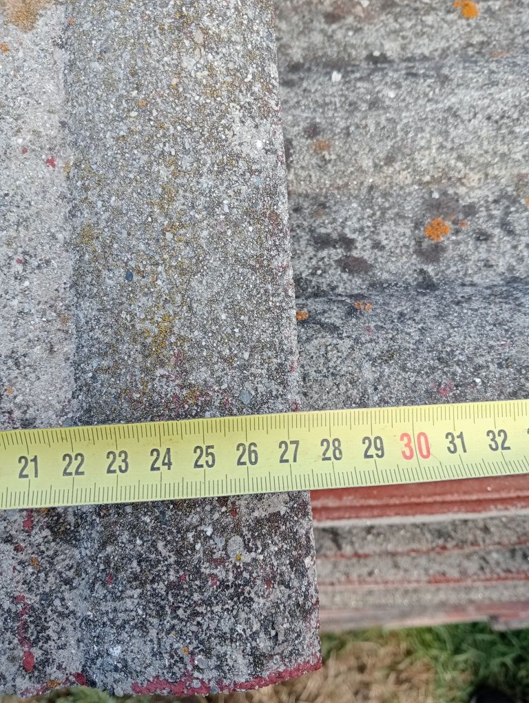 Țiglă din beton în stare bună 1 lei