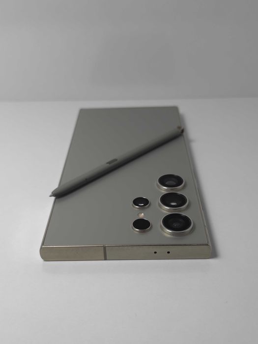 Samsung S24 Ultra 256GB Titanium Gray