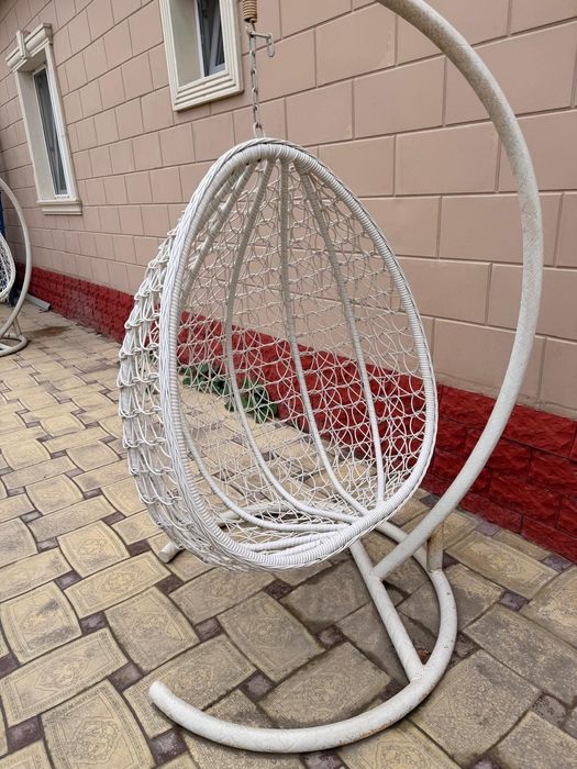Качели кокон продам