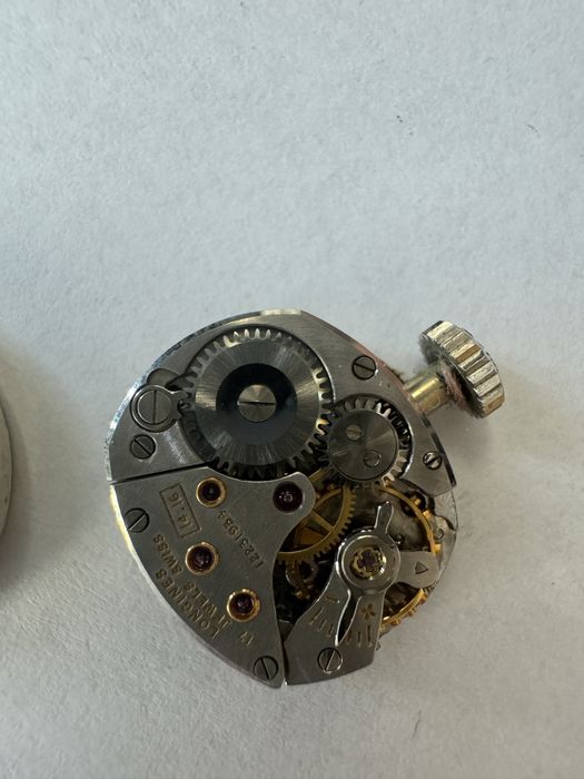 Ceas dama Longines din aur 18K si diamante