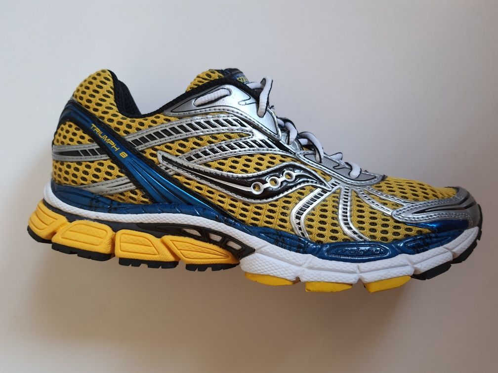 Saucony Triumph8 mărimea 43/27,5