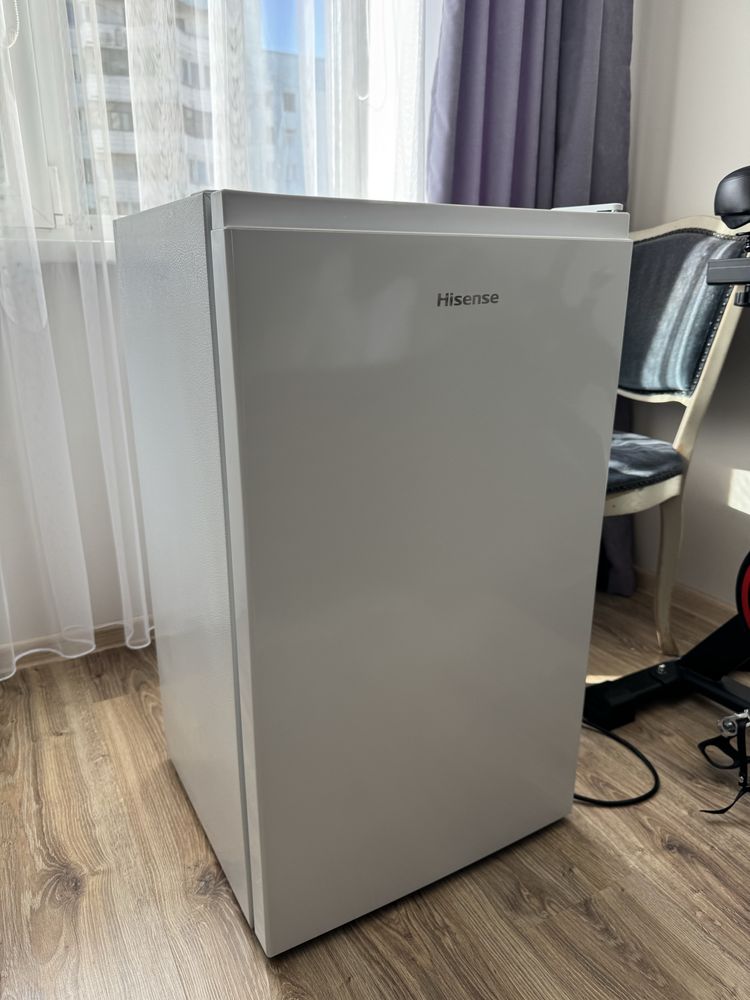 Морозилка Hisense