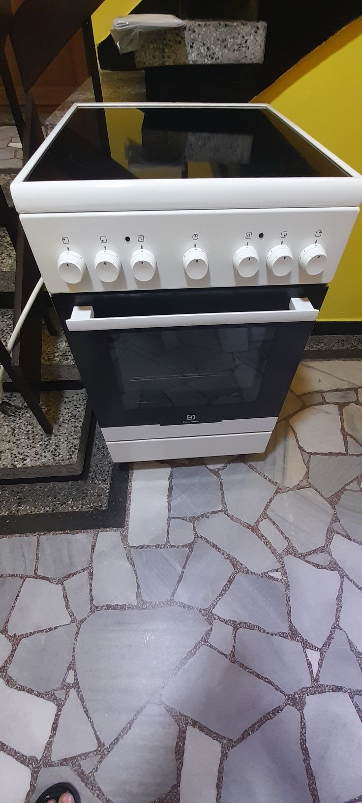 Печка с котлони и фурна