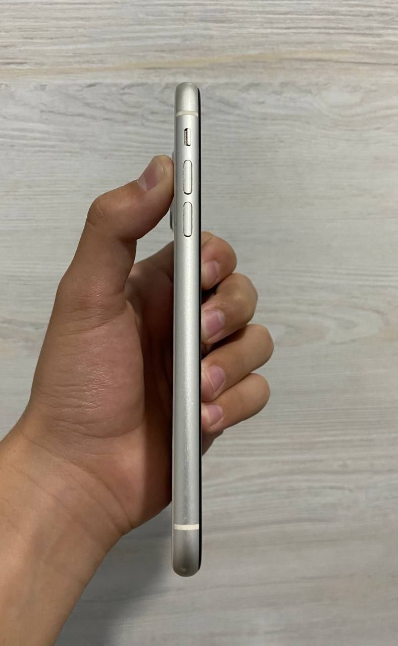 Iphone 11 64gblik