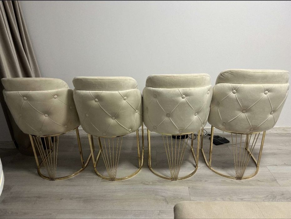 Set 4 scaune de vanzare