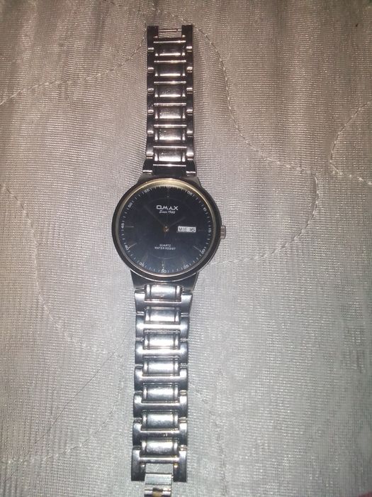 Наручные часы модель OMAX