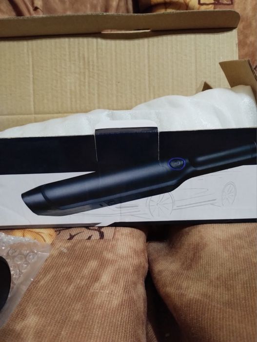 Преносима прахосмукачка за кола