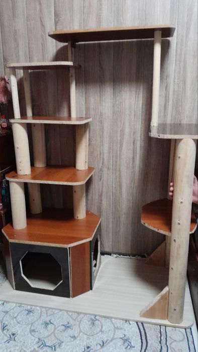 Многоярусный дом для кота