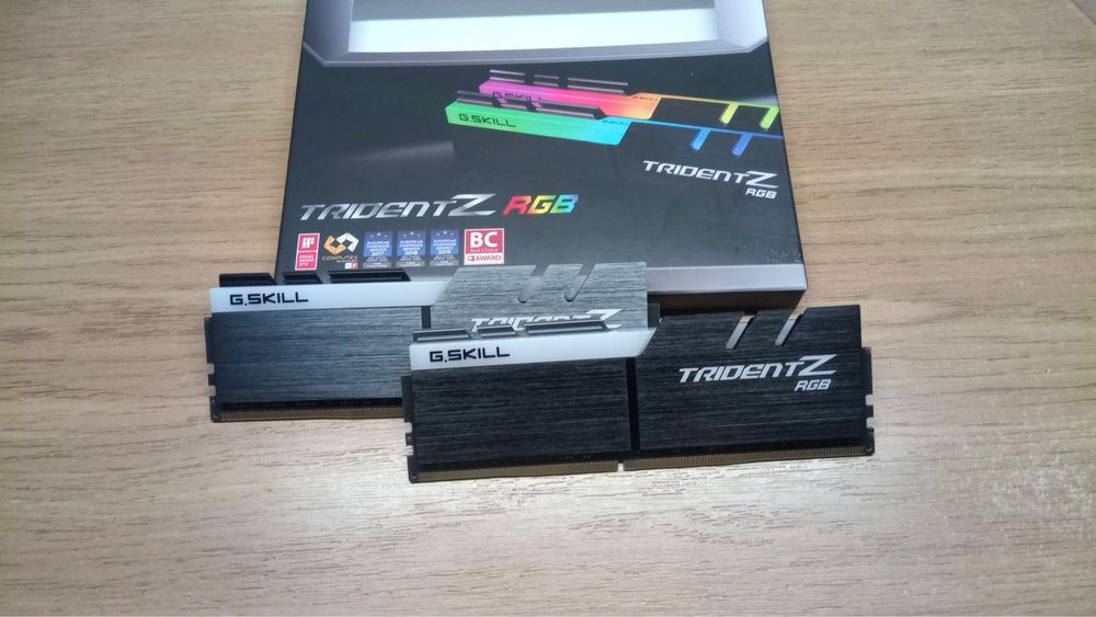 Опепативная памят G.SKill TridentZ RGB ddr4 3200mhz 32gb