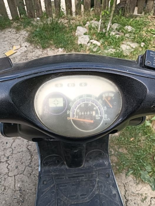 Vând urgent scuter chinezesc 49cc
