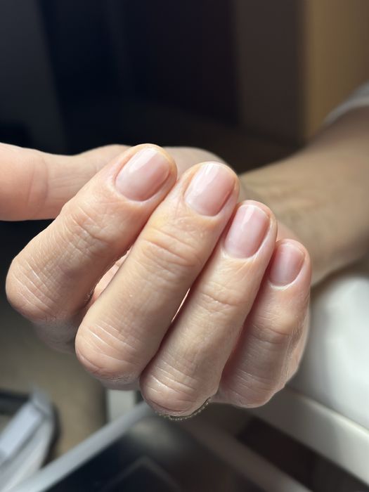 Маникюр/педикюр