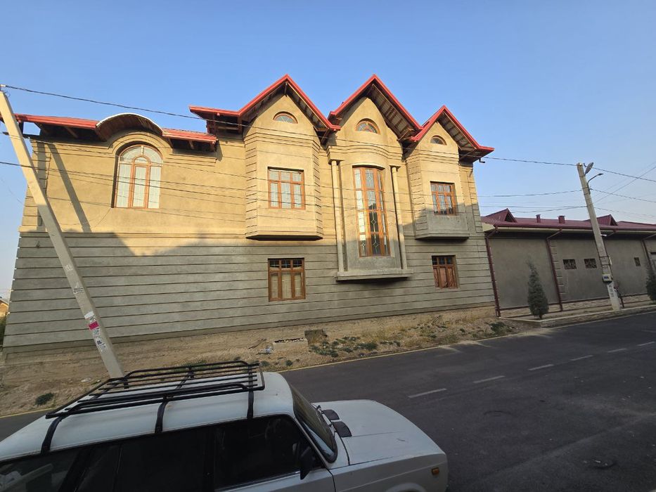 Уй 318м.кв Хасанбой Зенит