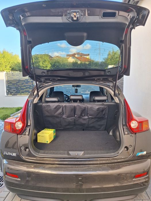 Vand nissan juke an 2010