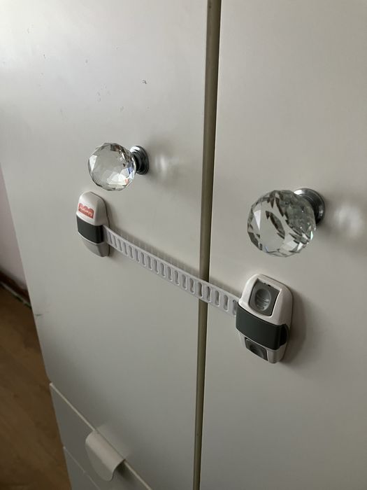 Dulap Ikea perfect functional pt camera copilului