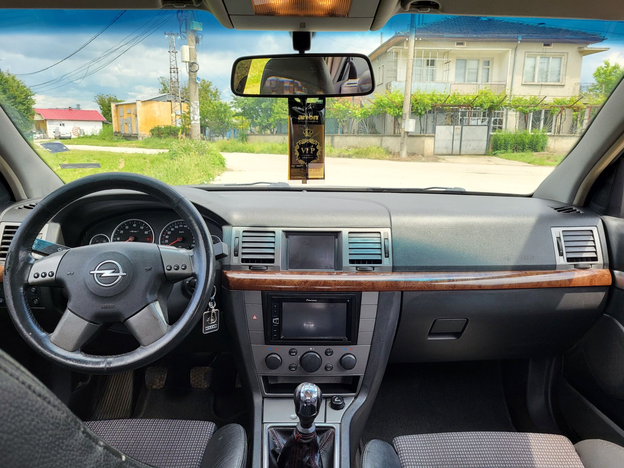 Opel Vecta C 2.2 147к.с 2004г.