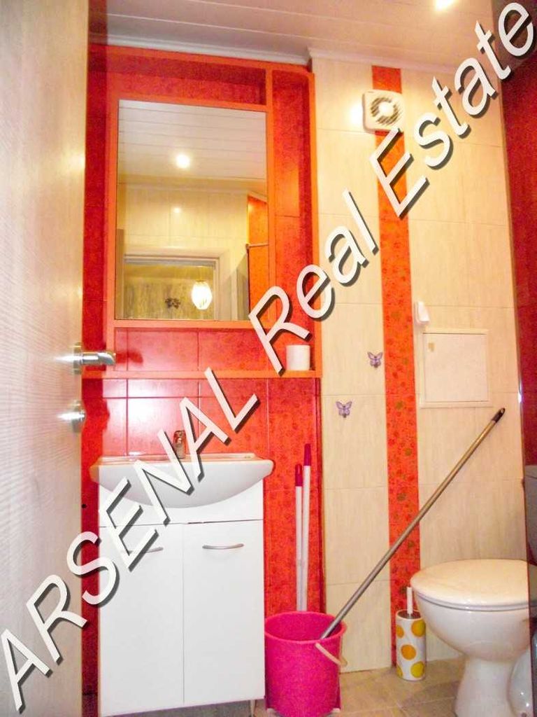 Дава се под наем Тристаен апартамент в София, Витоша - 110 кв.м за 500 € - Снимка #6