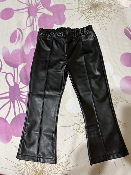 Pantaloni imitatie piele,copii LC Waikiki!