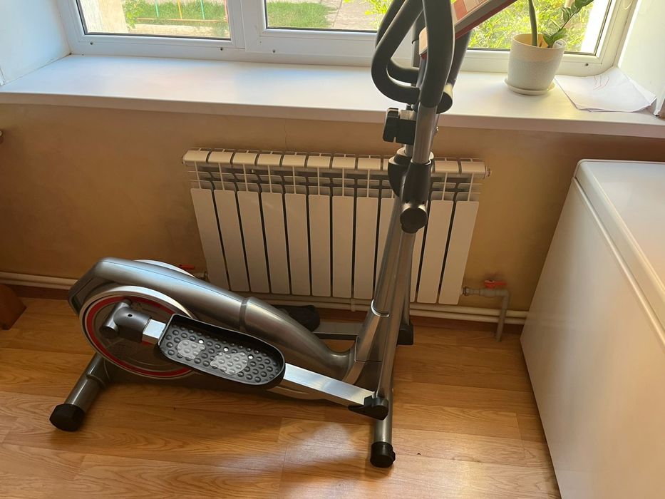 Продам элиппсоид, в отличном состоянии, мало пользовались!