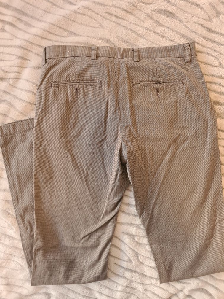 Продавам мъжки панталон celio
