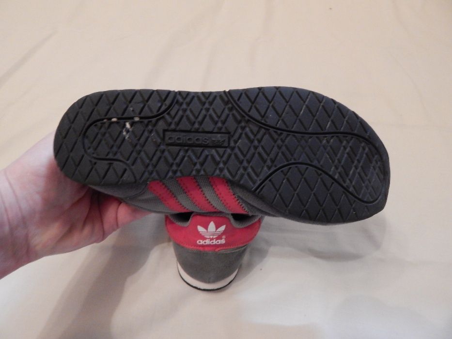 Маратонки ADIDAS № 32