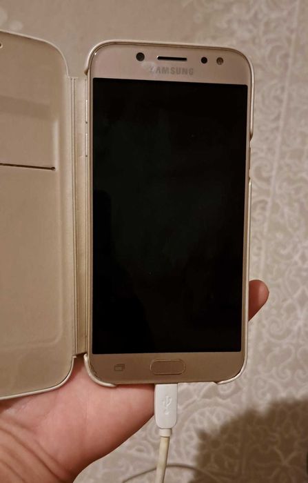 Telefon mobil Samsung Galaxy J5