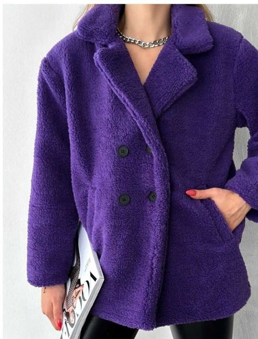 Palton de pluș cu 4 nasturi